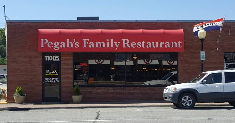 Pegahs Family Restaurant | restaurant | 5354 Roberts St, Shawnee, KS 66226, USA | 9134223600 OR +1 913-422-3600