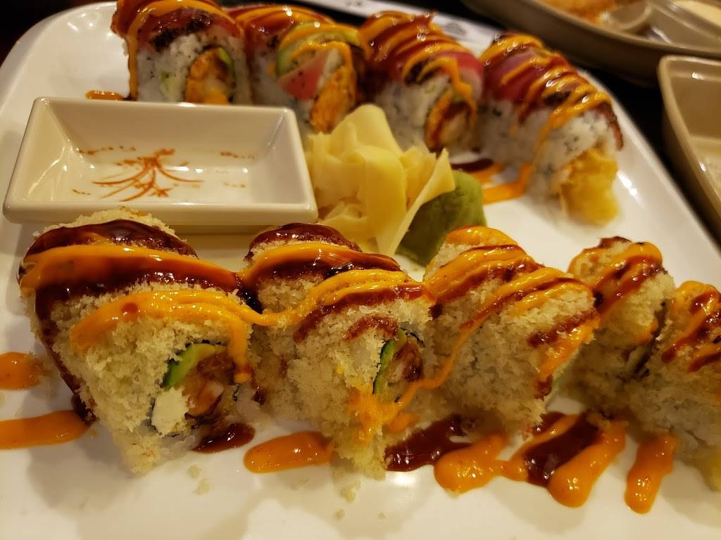 Osaka Sushi and Hibachi | restaurant | 1900 County Rd D E, St Paul, MN 55109, USA | 6517735258 OR +1 651-773-5258
