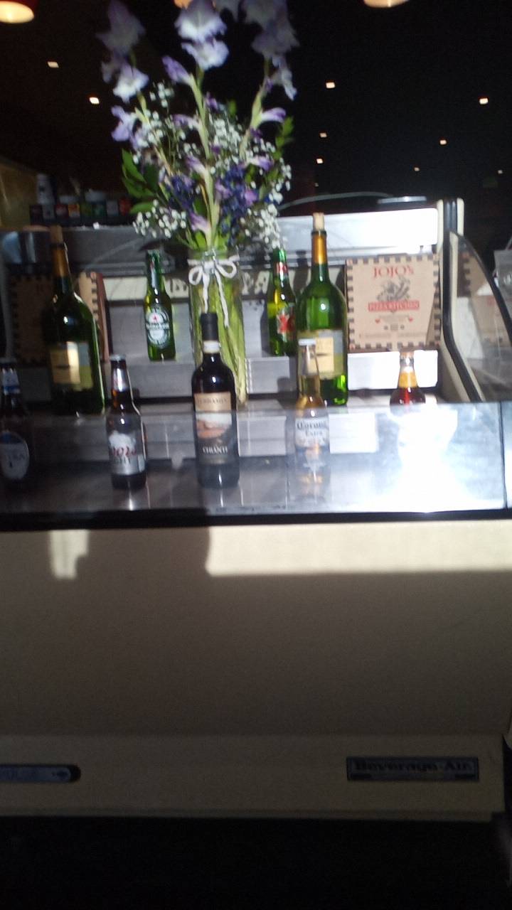 Jojos Pizza Kitchen | restaurant | 6237 Pats Ranch Road, Mira Loma, CA 91752, USA | 9517345656 OR +1 951-734-5656