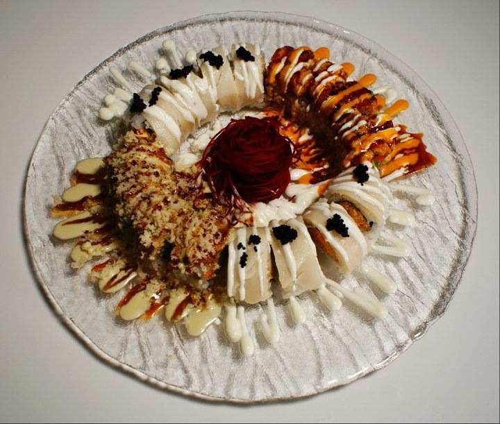 Sushi June | restaurant | 8526 W Golf Rd Unit L, Niles, IL 60714, USA | 8472577978 OR +1 847-257-7978