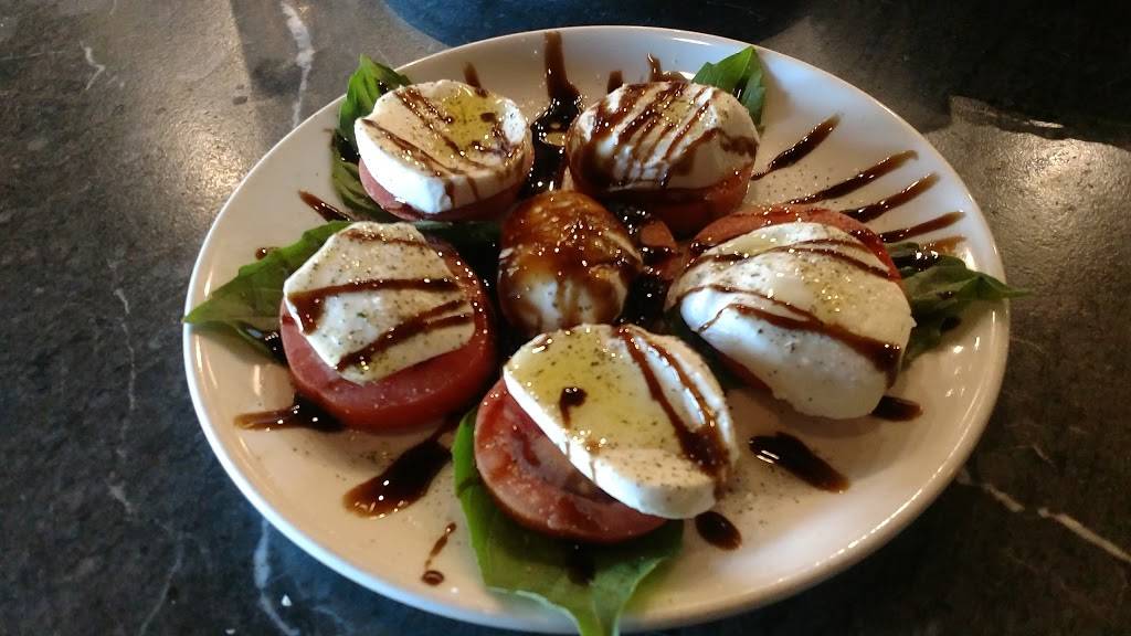 Victors Italian Cuisine | meal takeaway | 1639 Broadway, Saugus, MA 01906, USA | 7815585210 OR +1 781-558-5210