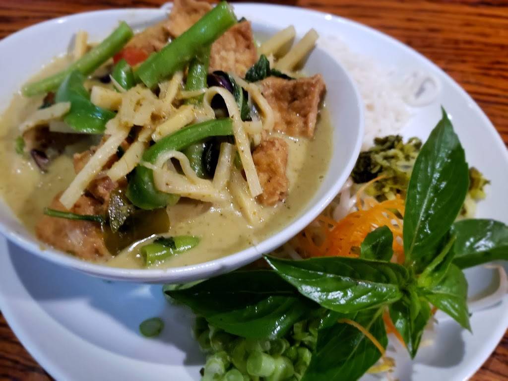 Super Thai Cuisine | restaurant | 2024 S Lamar Blvd, Austin, TX 78704, USA | 5122847004 OR +1 512-284-7004