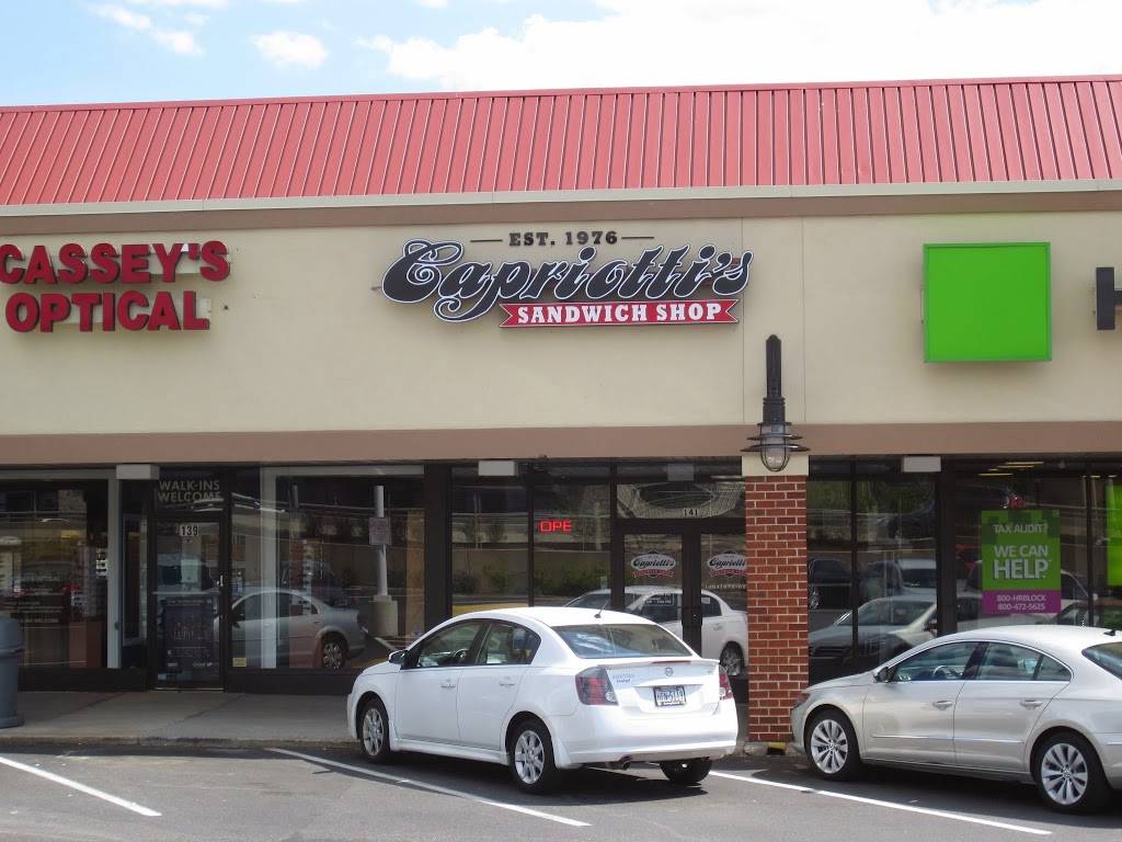 Capriottis Sandwich Shop | restaurant | 141 S State Rd, Springfield, PA 19064, USA | 4844726257 OR +1 484-472-6257
