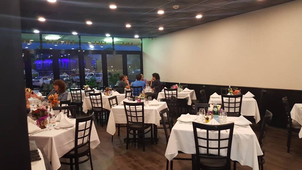 Mezza Luna Pizzeria & Restaurant | restaurant | 1511 NY-22, Brewster, NY 10509, USA | 8452791800 OR +1 845-279-1800