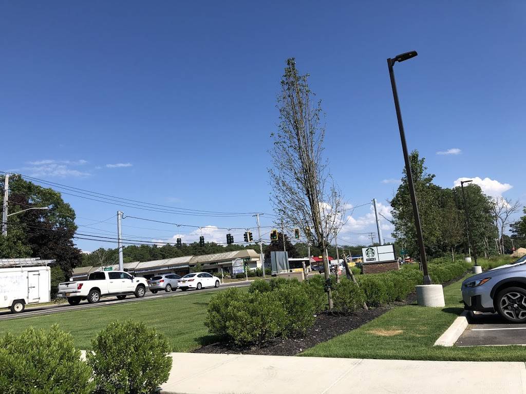 Starbucks | cafe | 1710 NY-112, Coram, NY 11727, USA | 6313311879 OR +1 631-331-1879