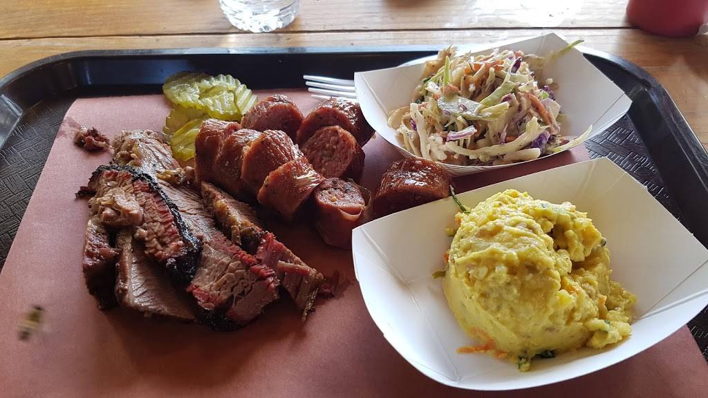 Red Wagon Bar-B-Que | restaurant | 169 Halbert Ln, Waco, TX 76705, USA | 2548292277 OR +1 254-829-2277