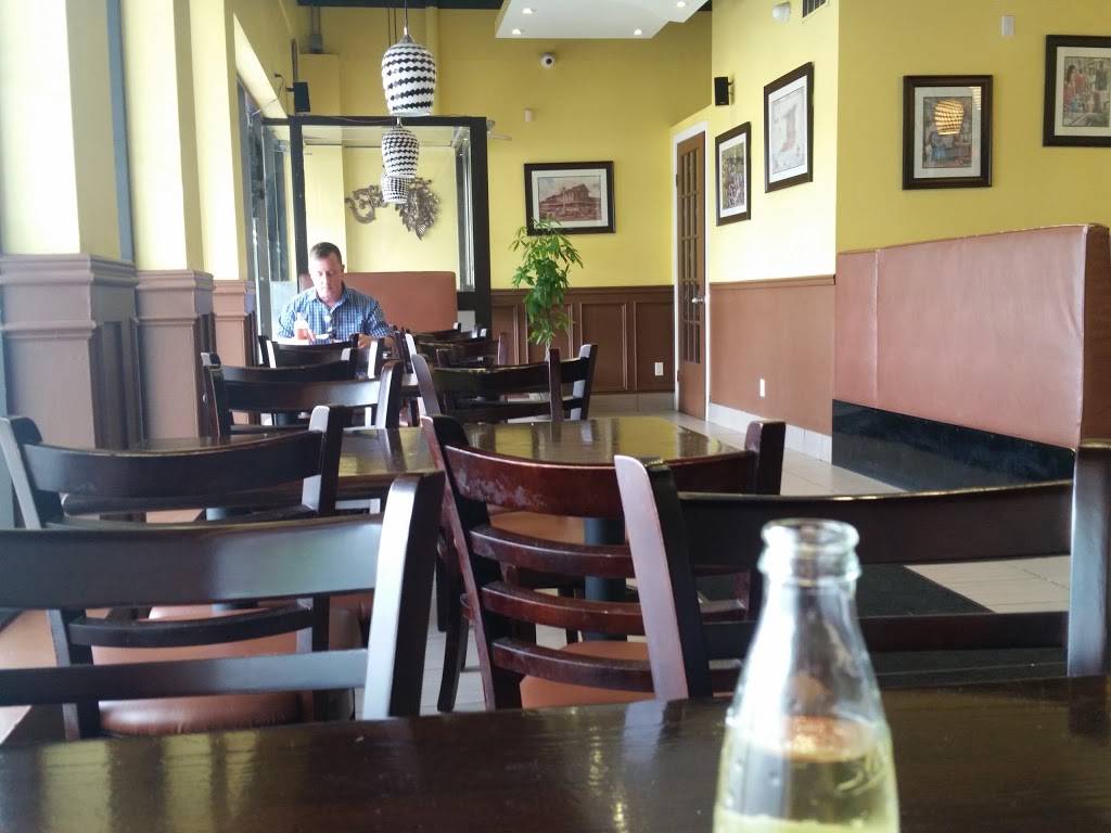 Leelas Roti & Doubles Inc | restaurant | 900 Rathburn Rd W, Mississauga, ON L5C 4L3, Canada | 9052329070 OR +1 905-232-9070