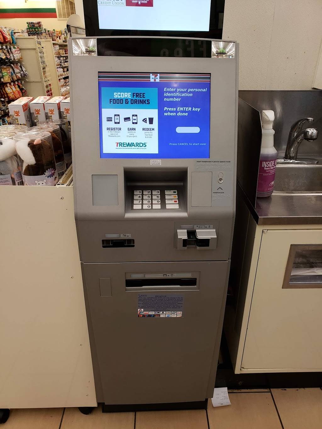 7-Eleven | bakery | 149-52 14th Ave, Queens, NY 11357, USA | 7187677785 OR +1 718-767-7785