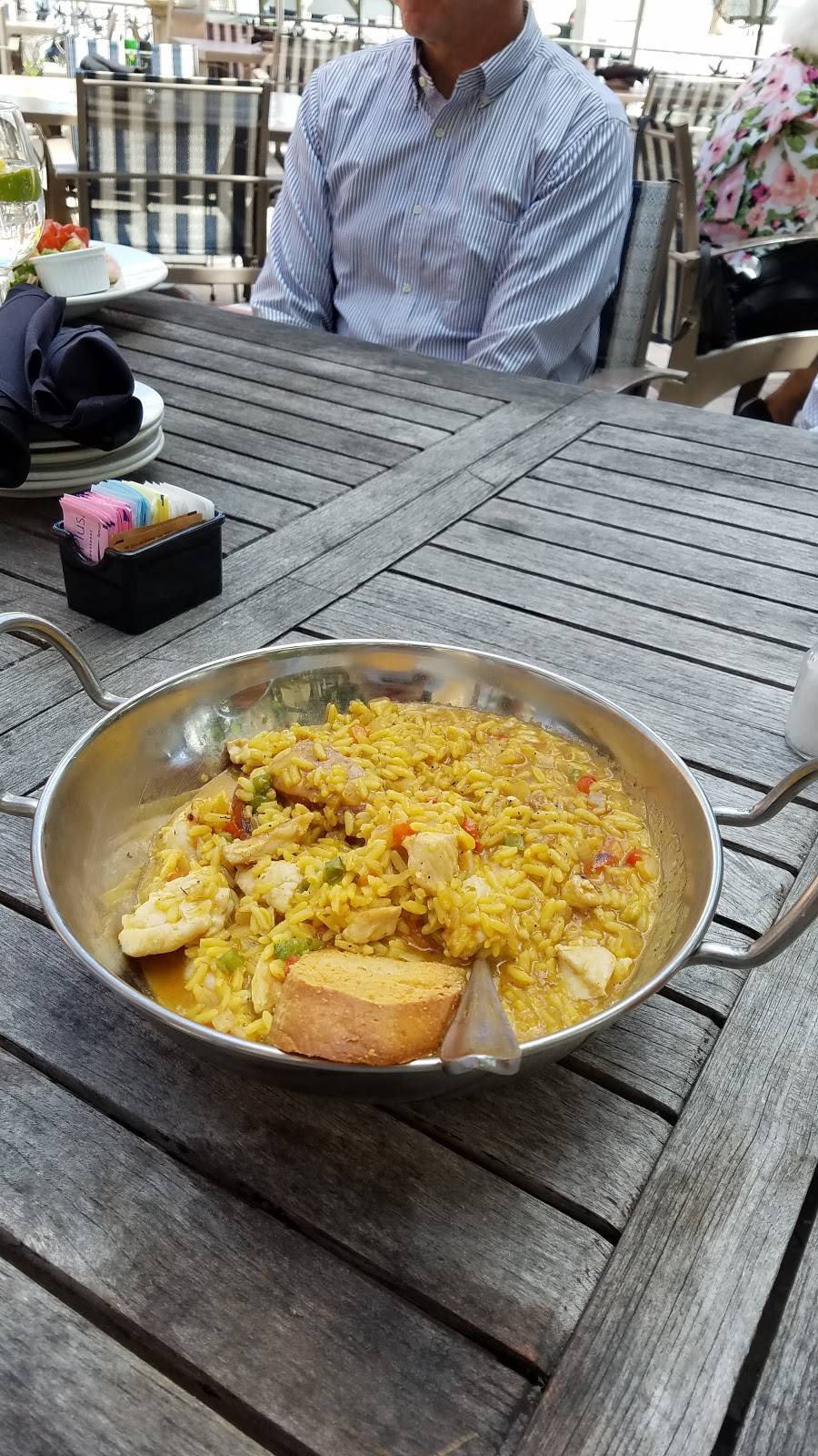 Riviera Dunes Dockside | restaurant | 102 Riviera Dunes Way, Palmetto, FL 34221, USA | 9413043689 OR +1 941-304-3689