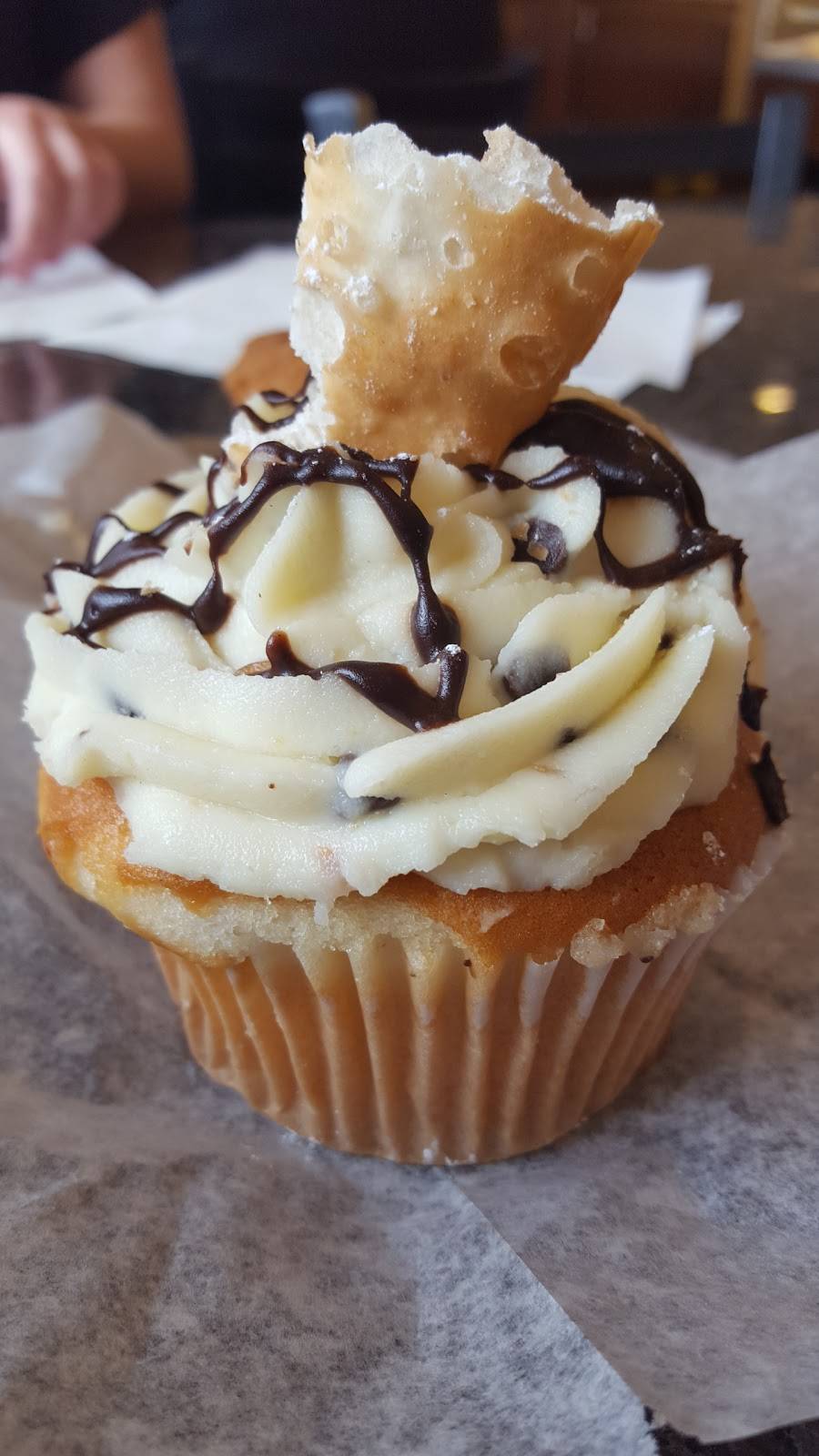 La Fiorentina Pastry Shop | restaurant | 236 Shaker Rd, East Longmeadow, MA 01028, USA | 4135260905 OR +1 413-526-0905