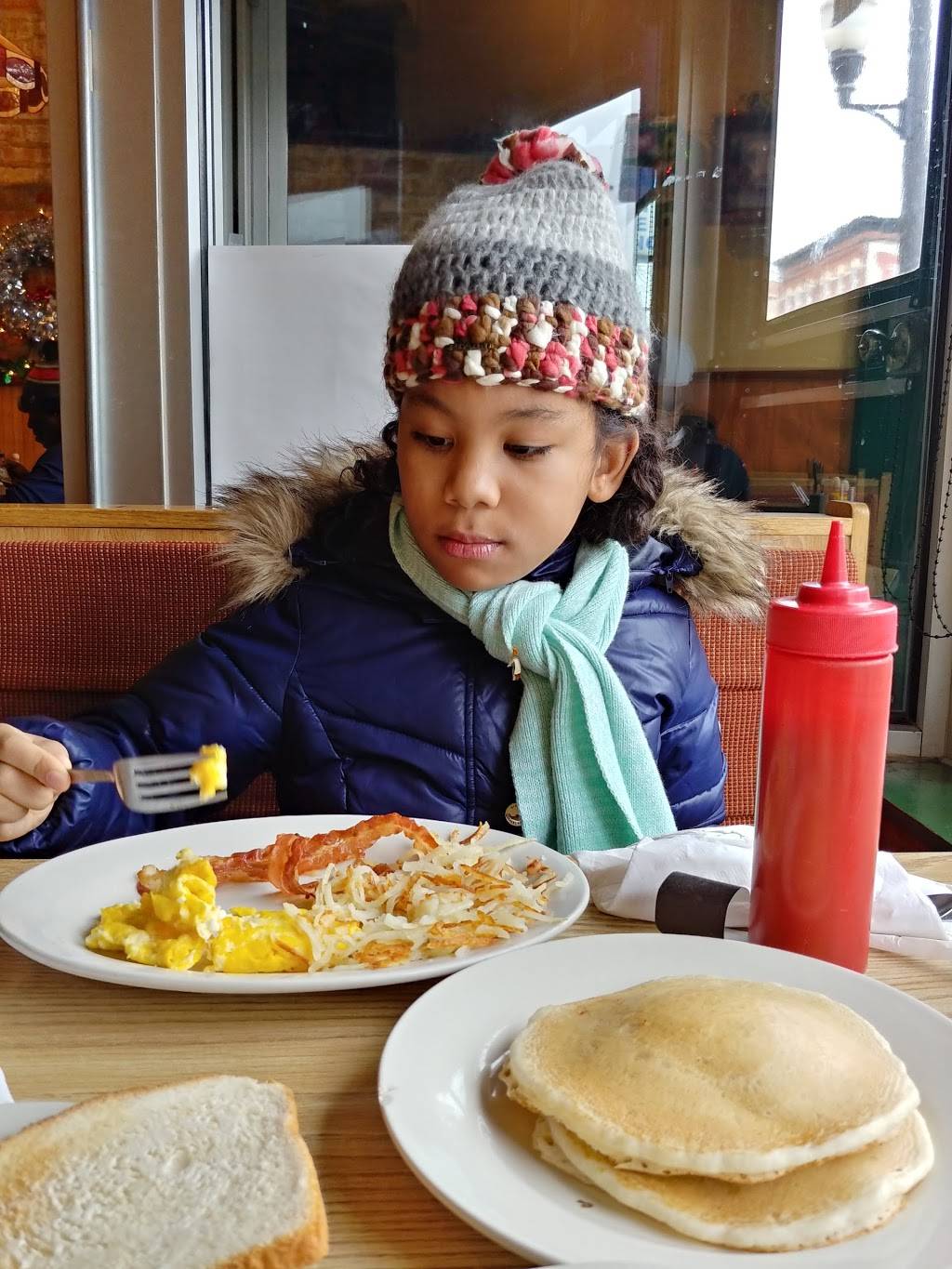 Sunrise Cafe | restaurant | 2012 W Chicago Ave, Chicago, IL 60622, USA | 7732768290 OR +1 773-276-8290