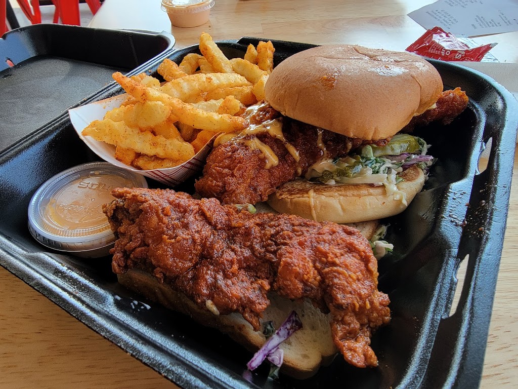 Daves Hot Chicken | restaurant | 10832 Warner Ave, Fountain Valley, CA 92708, USA | 6573837536 OR +1 657-383-7536