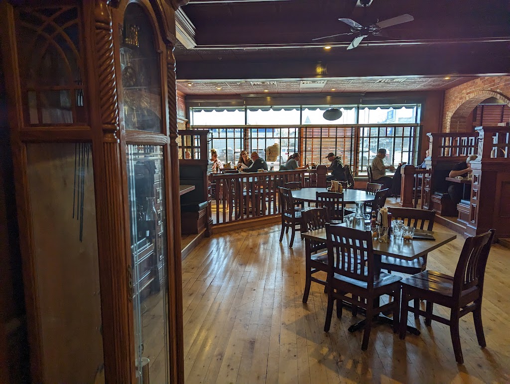 Ten O One Club | restaurant | 1001 Main St, Green Bay, WI 54301, USA | 9203013702 OR +1 920-301-3702