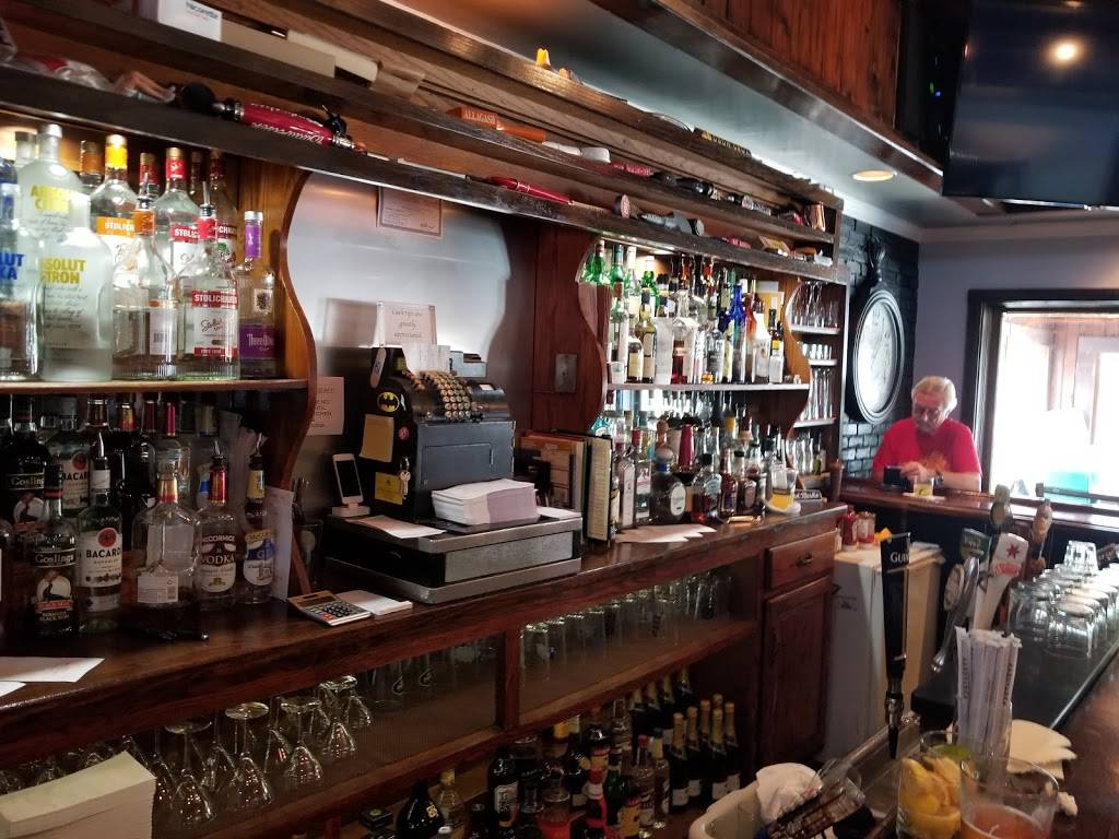 Dunvilles Restaurant | restaurant | 41 Saugatuck Ave, Westport, CT 06880, USA | 2032270511 OR +1 203-227-0511