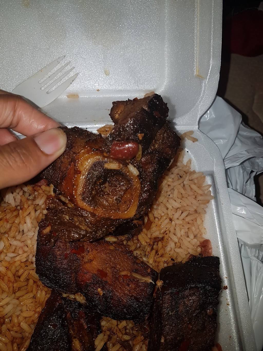 Jerk So Good | restaurant | 2 Bradstock Rd, Toronto, ON M6P 1N1, Canada | 4167455561 OR +1 416-745-5561