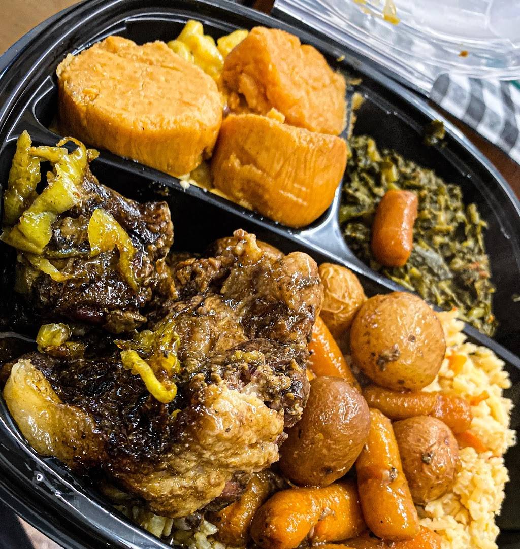 Reggae Red’s | restaurant | 951 E Market St, Jeffersonville, IN 47130, USA | 8129898993 OR +1 812-989-8993