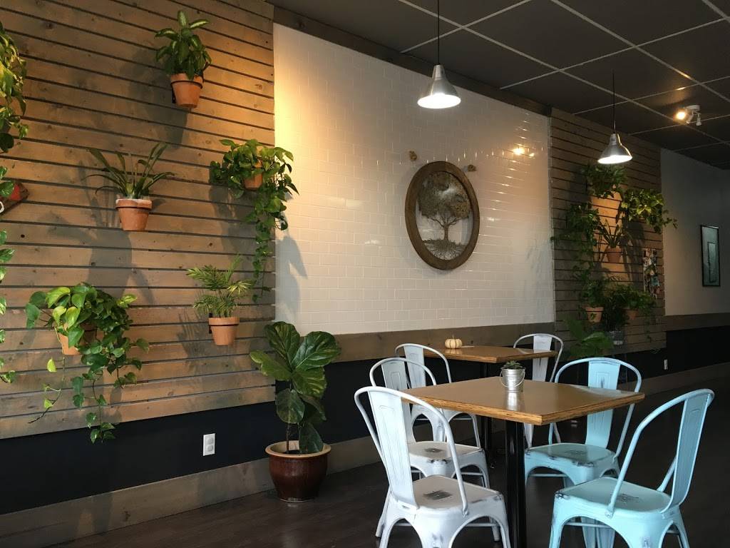 Real Roots Cafe | restaurant | 1549 Battlefield Pkwy, Fort Oglethorpe, GA 30742, USA | 4234675630 OR +1 423-467-5630