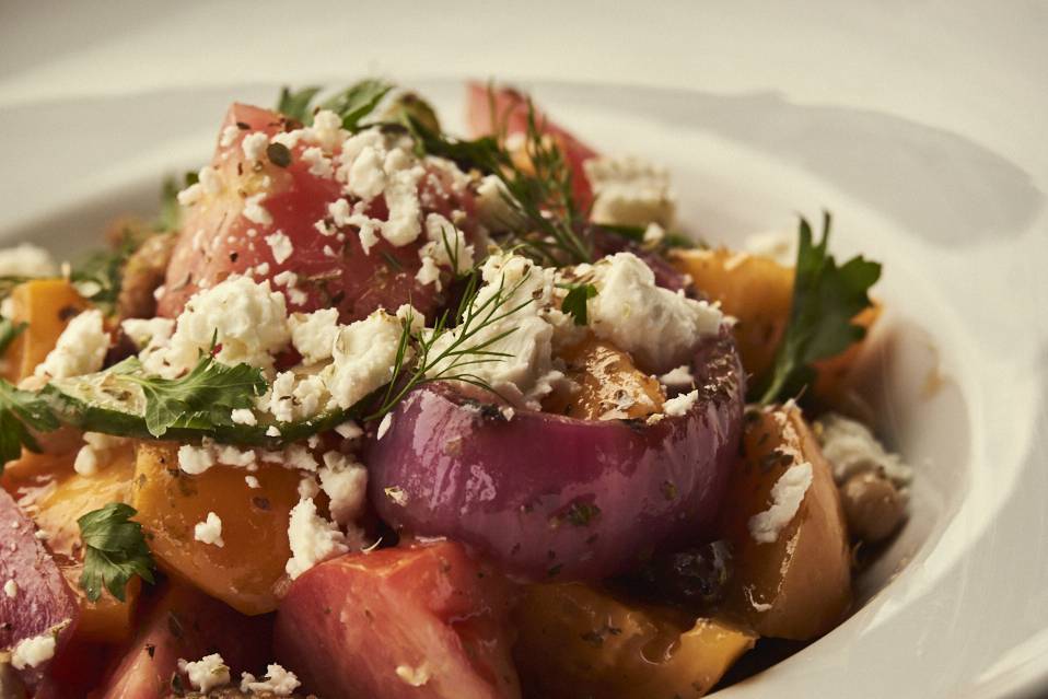 Ara Greek Kitchen & Bar | restaurant | 2, Henry St, Commack, NY 11725, USA | 6313608336 OR +1 631-360-8336