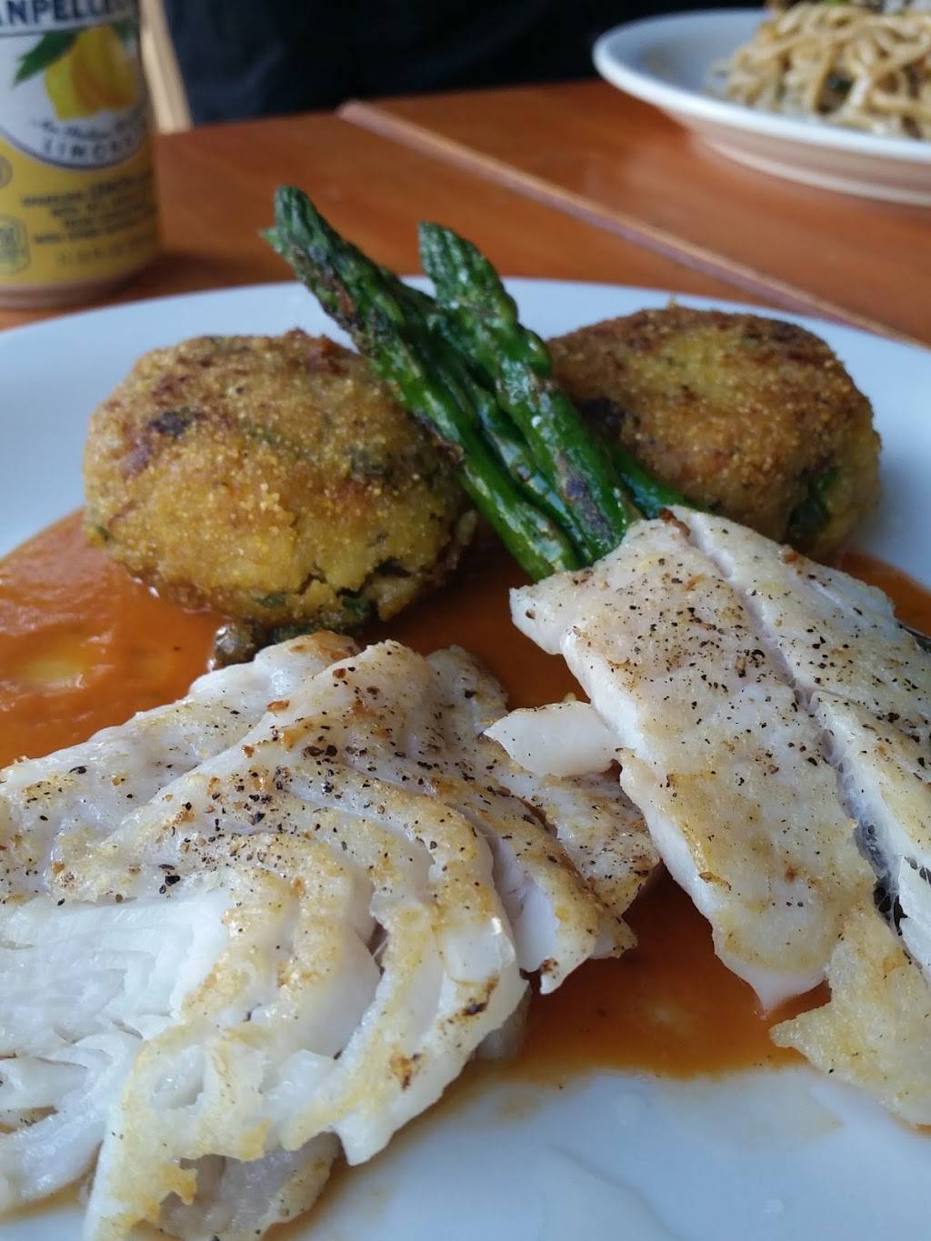 pomelo on Judah | restaurant | 92 Judah St, San Francisco, CA 94122, USA | 4157316175 OR +1 415-731-6175