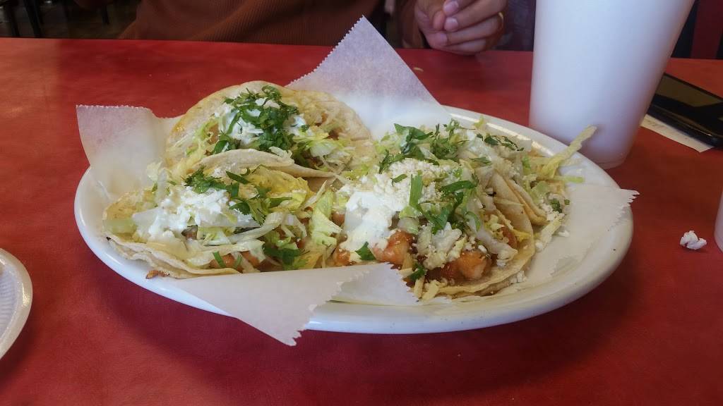 La Fonda Taqueria Y Mariscos | restaurant | 3216 Niles St, Bakersfield, CA 93306, USA | 6618739137 OR +1 661-873-9137