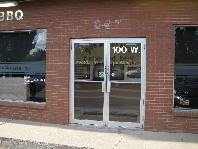 Joe Morleys BBQ | restaurant | 100 W Center St, Midvale, UT 84047, USA | 8012558928 OR +1 801-255-8928
