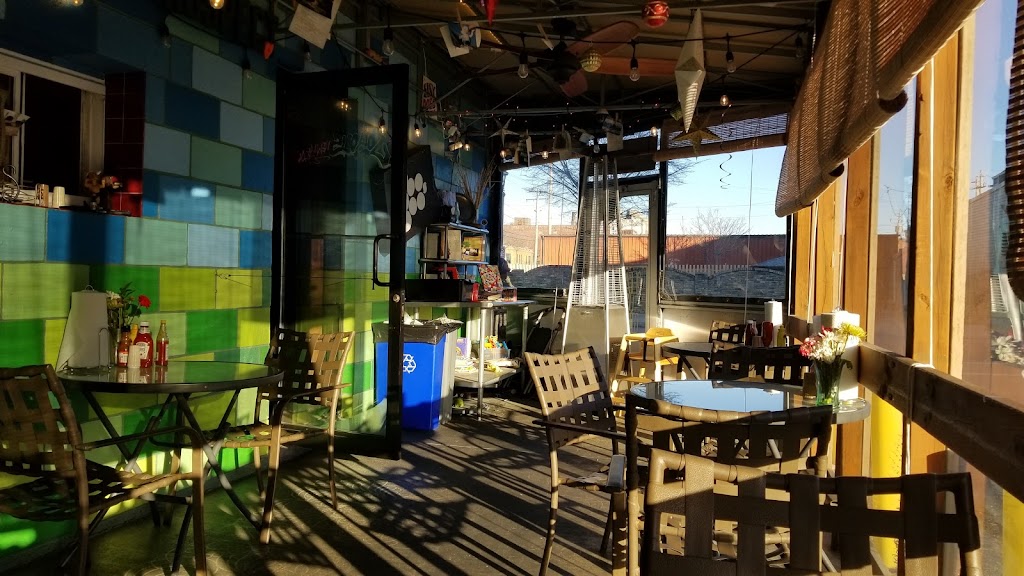 Boo Boos Sandwich Shop | restaurant | 405 S 2nd St, Milwaukee, WI 53204, USA | 4148851532 OR +1 414-885-1532