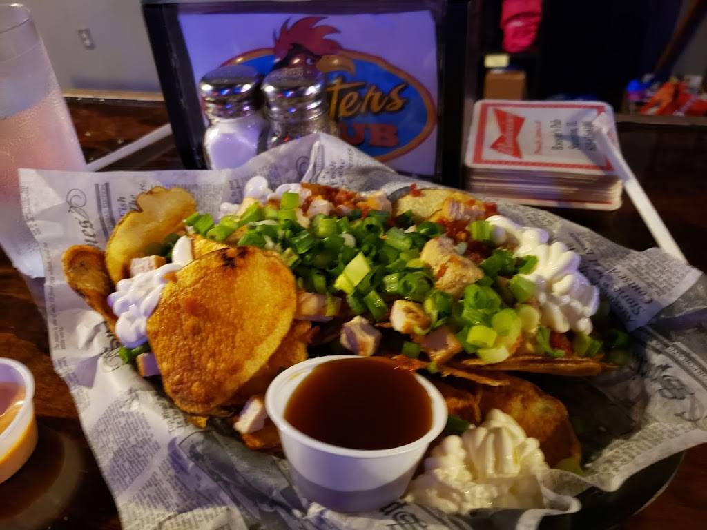 Roosters Pub | restaurant | 201 W Main St, Staunton, IL 62088, USA | 6186356100 OR +1 618-635-6100