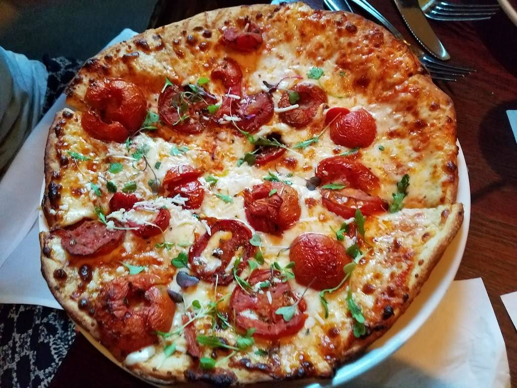 West On Centre | restaurant | 1732 Centre St, West Roxbury, MA 02132, USA | 6173234199 OR +1 617-323-4199