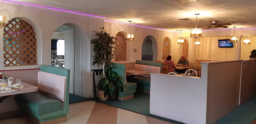 Dallas Diner | restaurant | 7025 Bristol Pike, Levittown, PA 19057, USA | 2155470990 OR +1 215-547-0990