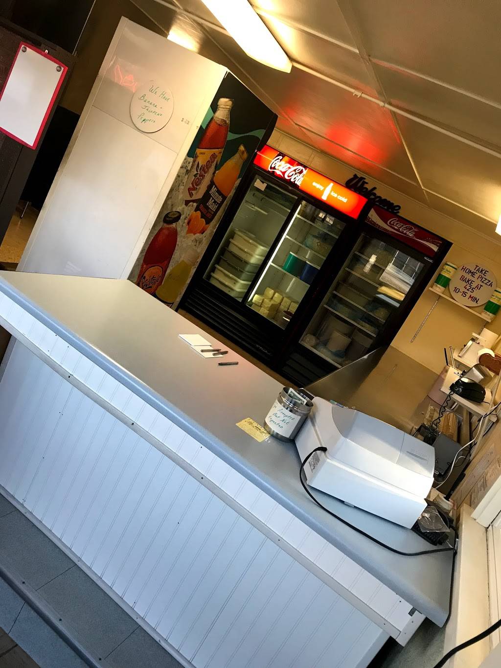 Pizza King Fresh Pizza | restaurant | 1907 W Murdock Ave, Oshkosh, WI 54901, USA | 9202310990 OR +1 920-231-0990