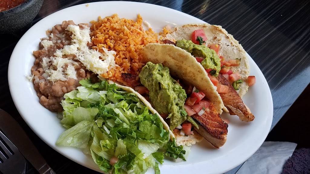 Mandos Restaurant | restaurant | 162 Fountain Ave, Pacific Grove, CA 93950, USA | 8316569235 OR +1 831-656-9235