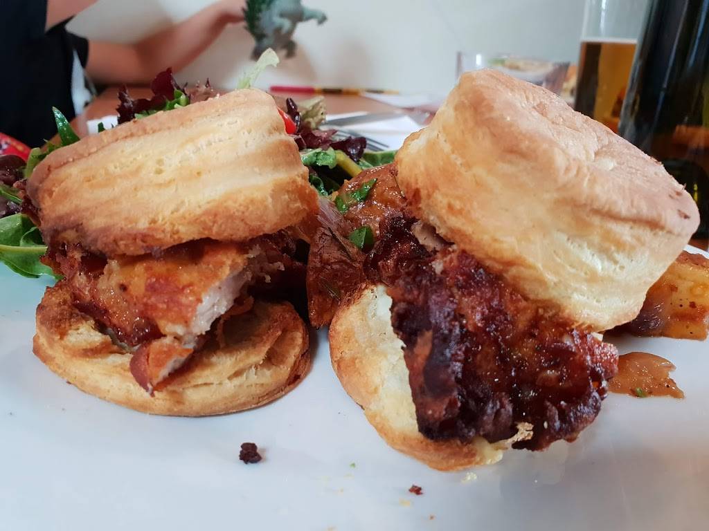 Sunset Reservoir Brewing Company | restaurant | 1735 Noriega St, San Francisco, CA 94122, USA | 4155718452 OR +1 415-571-8452