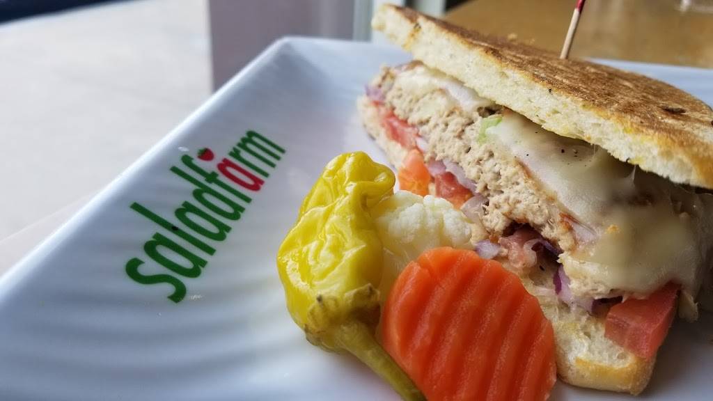 Saladfarm Chatsworth | restaurant | 20790 Nordhoff St #5, Chatsworth, CA 91311, USA | 8186269399 OR +1 818-626-9399