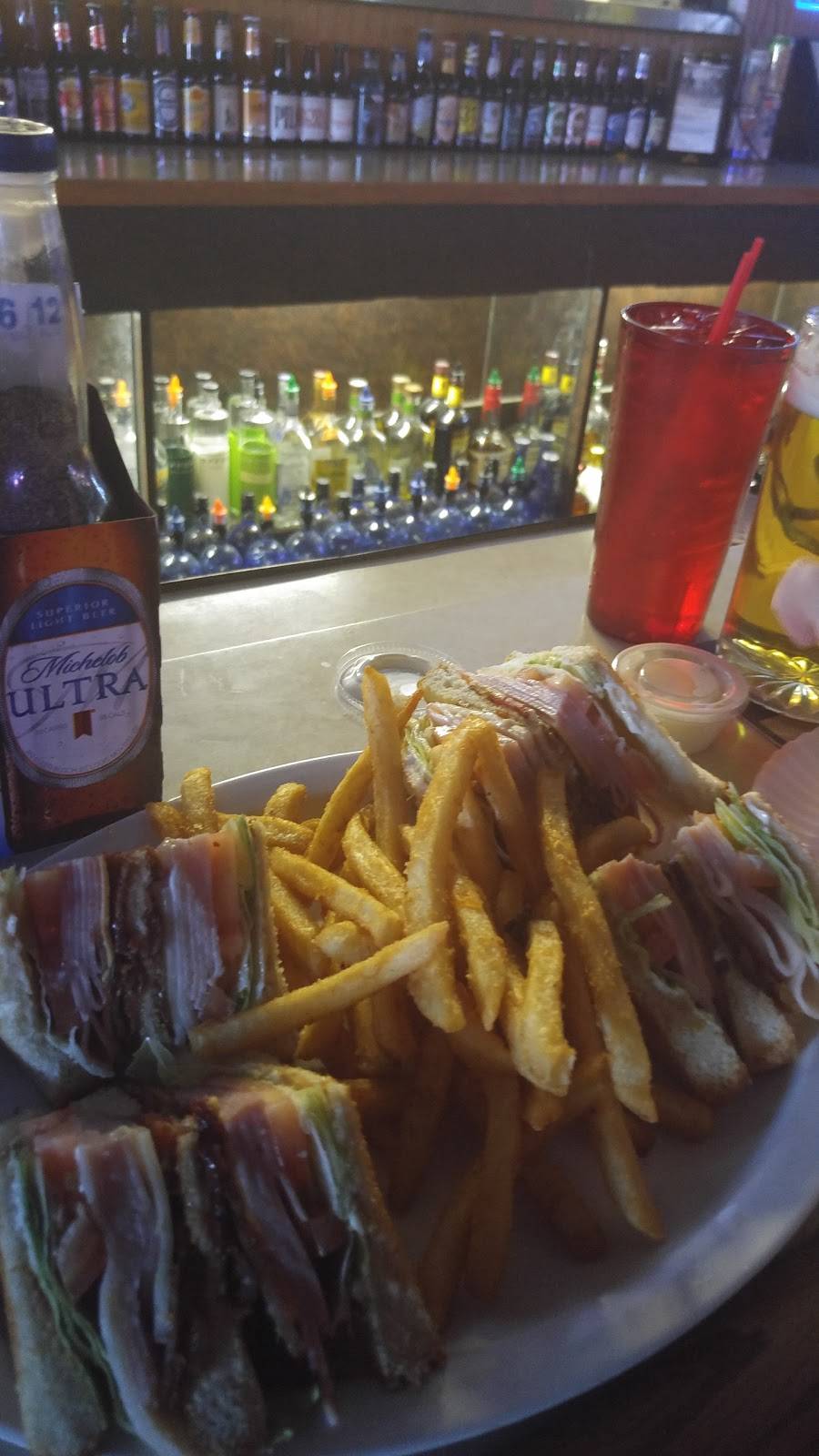 Groggys Bar and Grill | restaurant | 2207 W Main St, Mesa, AZ 85201, USA | 4809697648 OR +1 480-969-7648