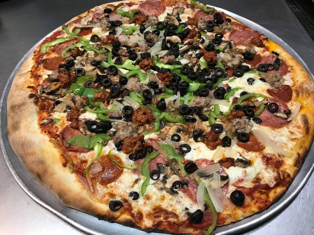 Four Corners Pizza & Pasta | meal delivery | 4203 Valley View Rd, El Sobrante, CA 94803, USA | 5102229925 OR +1 510-222-9925