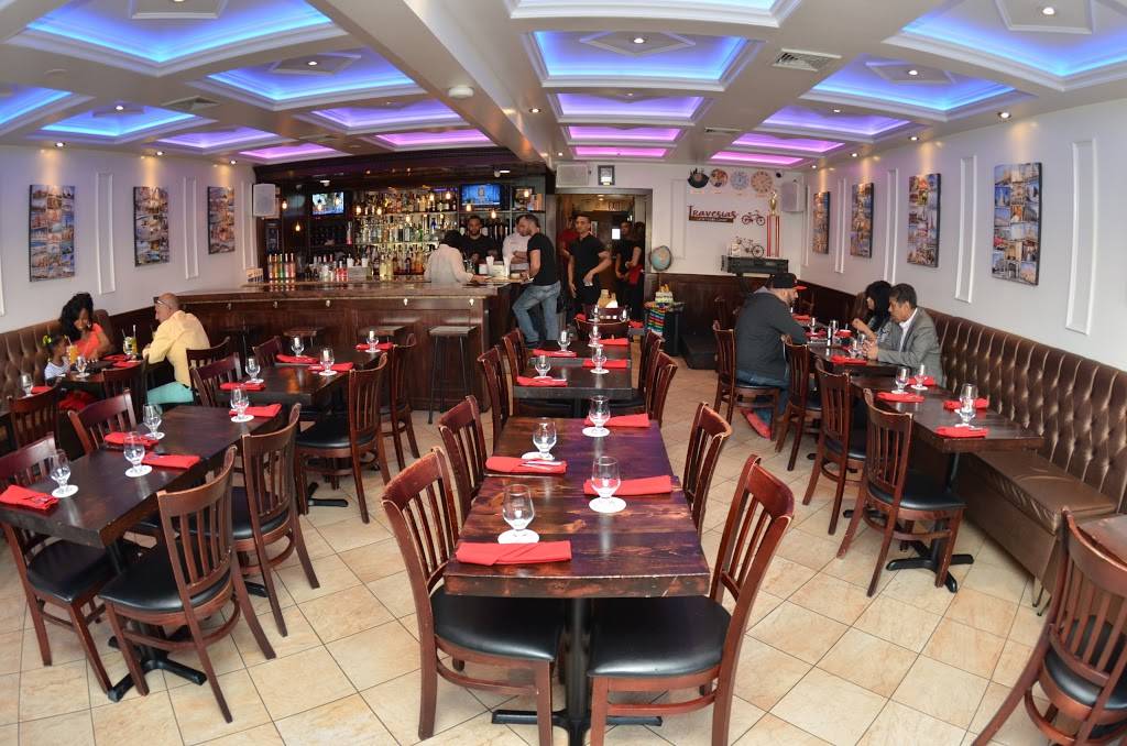 Travesias | restaurant | 3834 E Tremont Ave, Bronx, NY 10465, USA | 7188283834 OR +1 718-828-3834