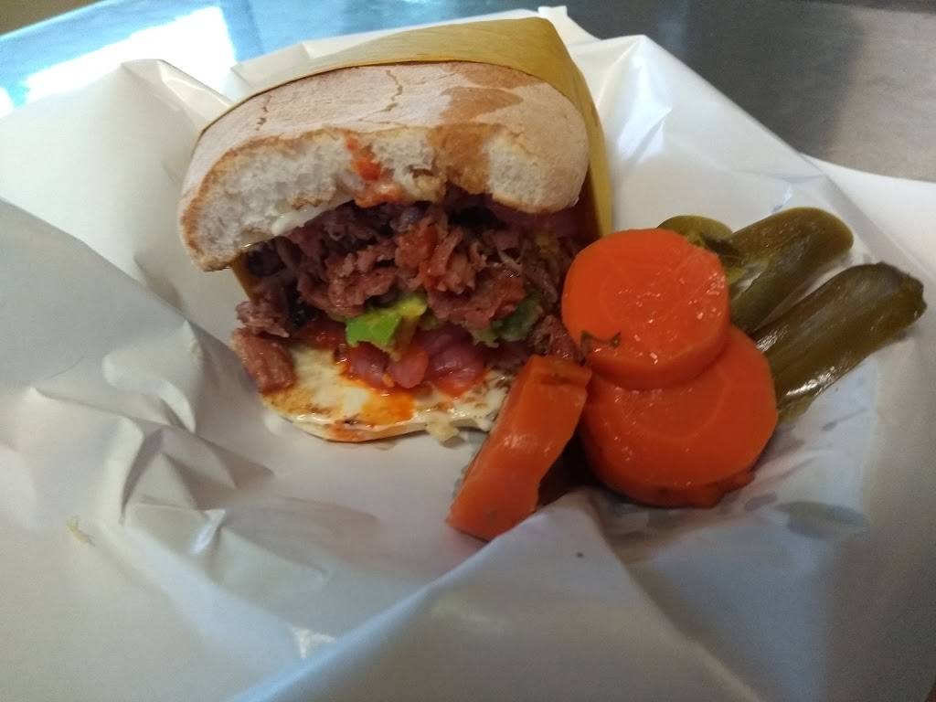Tortas Wash Mobile | restaurant | Coronado 5203, Camino Real, 22195 Tijuana, B.C., Mexico | 016642552349 OR +52 664 255 2349