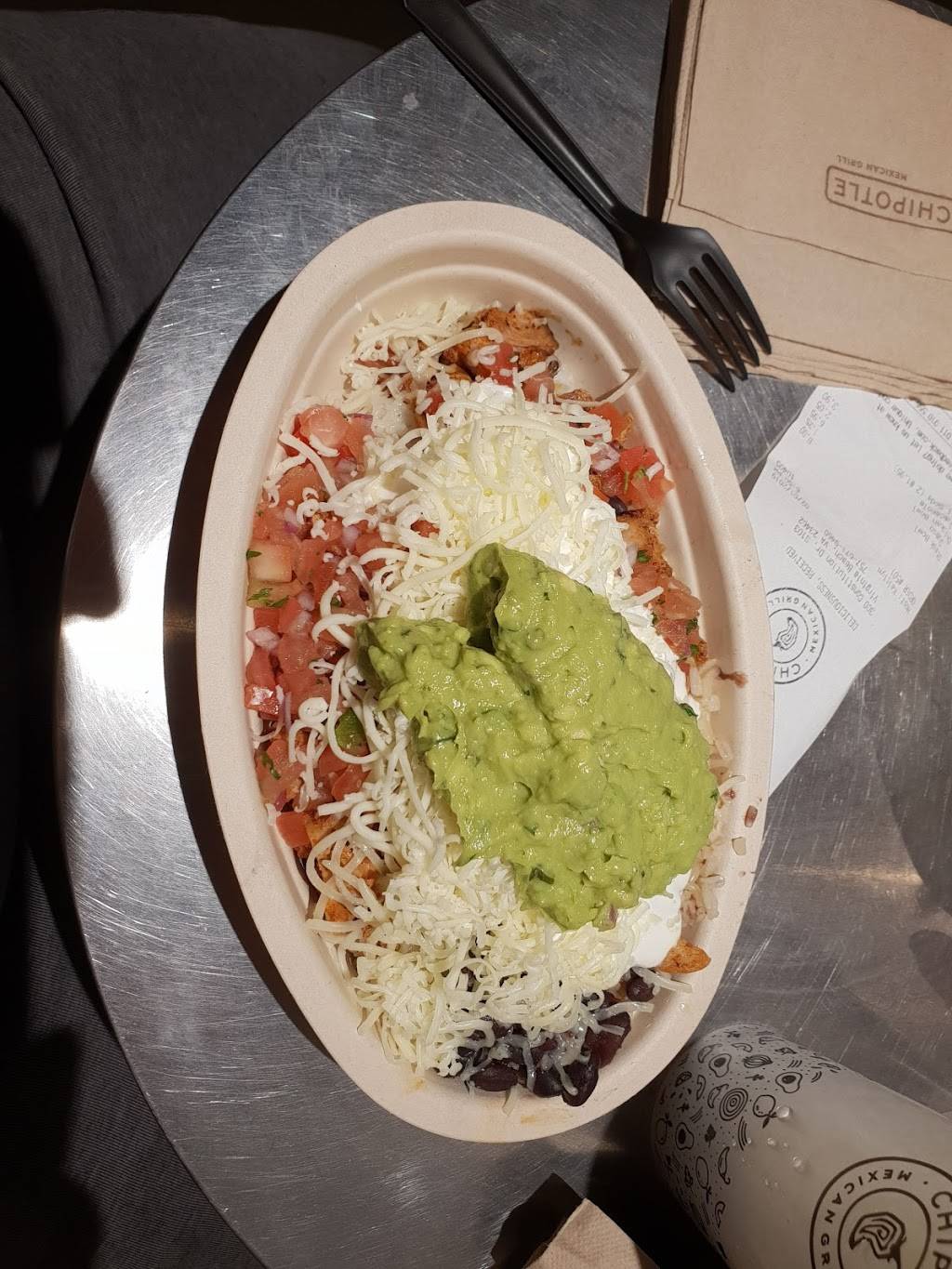 Chipotle Mexican Grill | restaurant | 300 Constitution Dr Ste 103, Virginia Beach, VA 23462, USA | 7576719460 OR +1 757-671-9460