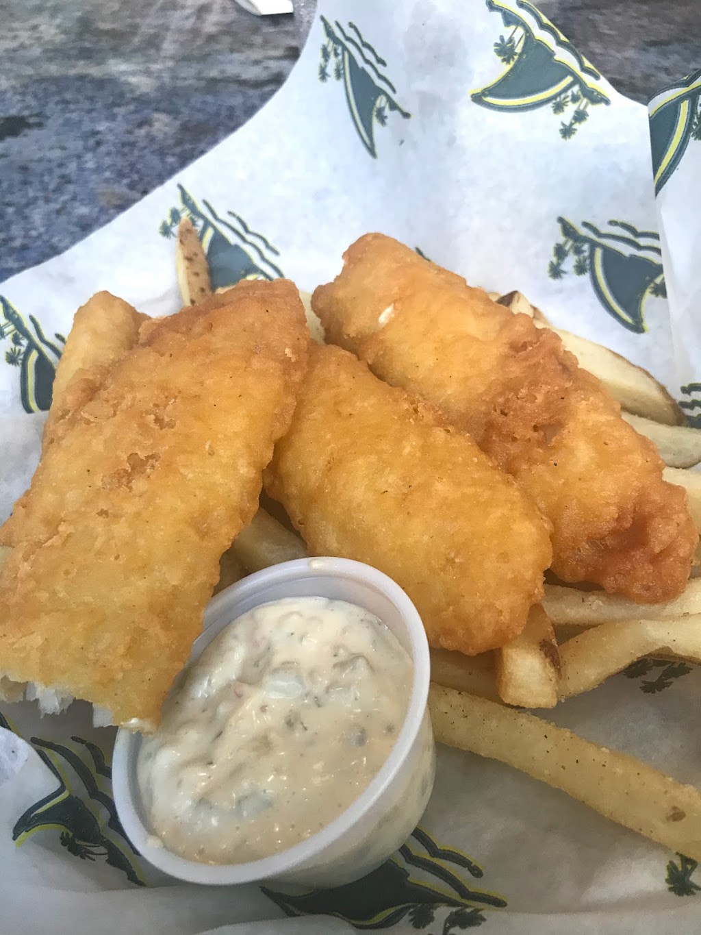 LandShark Bar & Grill - Times Square | restaurant | 560 7th Ave, New York, NY 10018, USA | 3322424824 OR +1 332-242-4824