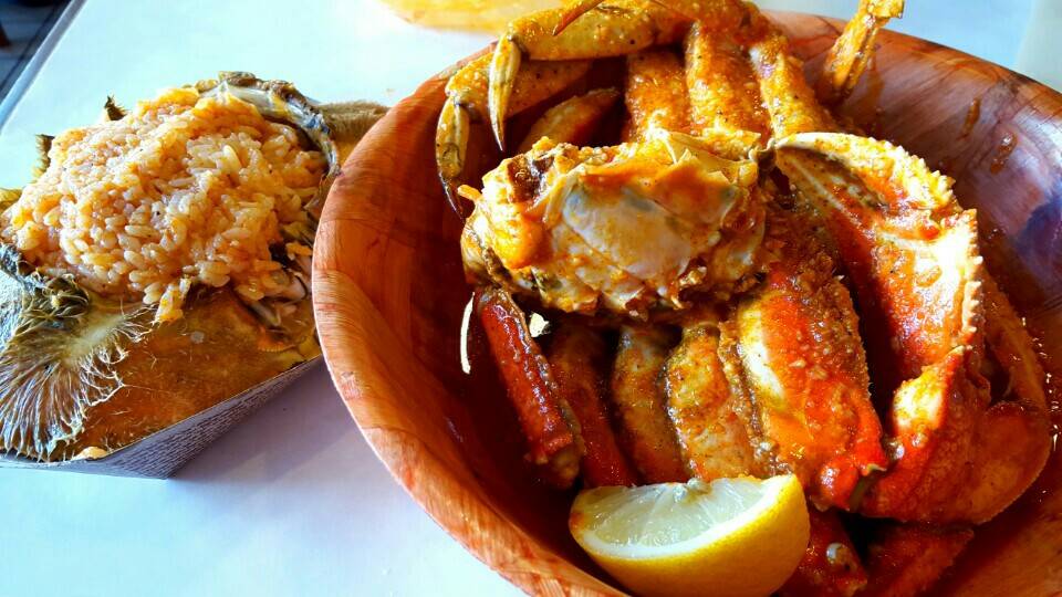 Hang Ten Boiler | restaurant | 2315 Santa Clara Ave, Alameda, CA 94501, USA | 5102638688 OR +1 510-263-8688