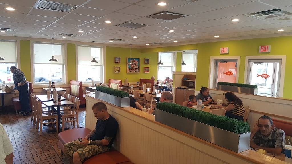 Captain Ds | restaurant | 3400 US Hwy 27 S, Sebring, FL 33870, USA | 8633851300 OR +1 863-385-1300