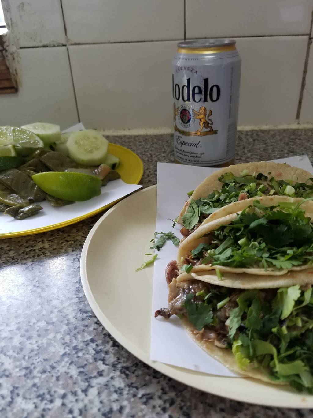 Taqueria Brenda Lee | restaurant | 359 Monroe St, Passaic, NJ 07055, USA | 9738590972 OR +1 973-859-0972