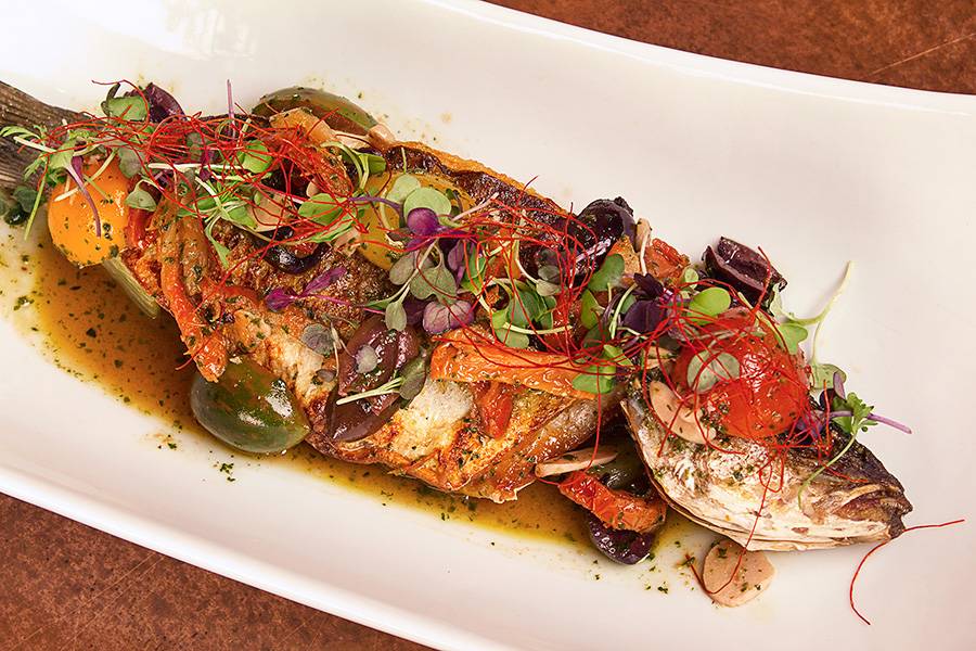 Estate Restaurant + Bar | restaurant | 1519 Wilshire Blvd, Santa Monica, CA 90403, USA | 3103947722 OR +1 310-394-7722