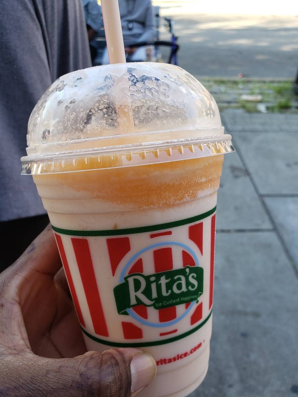 Ritas Italian Ice & Frozen Custard | restaurant | 5880 Forbes Ave, Pittsburgh, PA 15217, USA | 4124211941 OR +1 412-421-1941