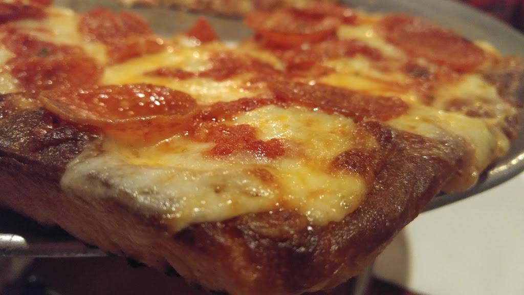 Aniellos Pizza and Italian Restaurant | restaurant | 346 Hemingway Ave, East Haven, CT 06512, USA | 2034675694 OR +1 203-467-5694