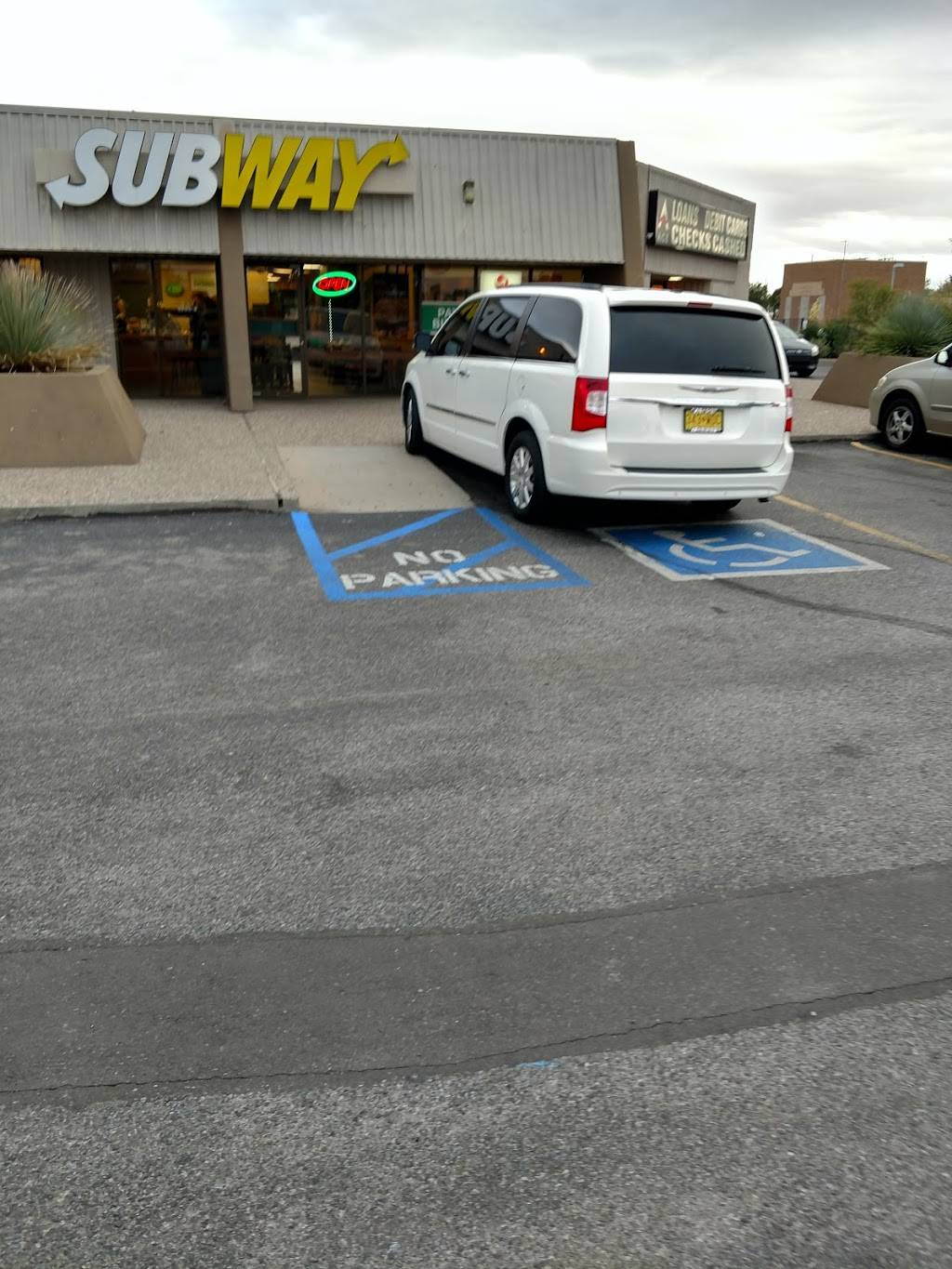 Subway | meal takeaway | 3200 Coors Blvd NW Suite E, Albuquerque, NM 87120, USA | 5053520094 OR +1 505-352-0094
