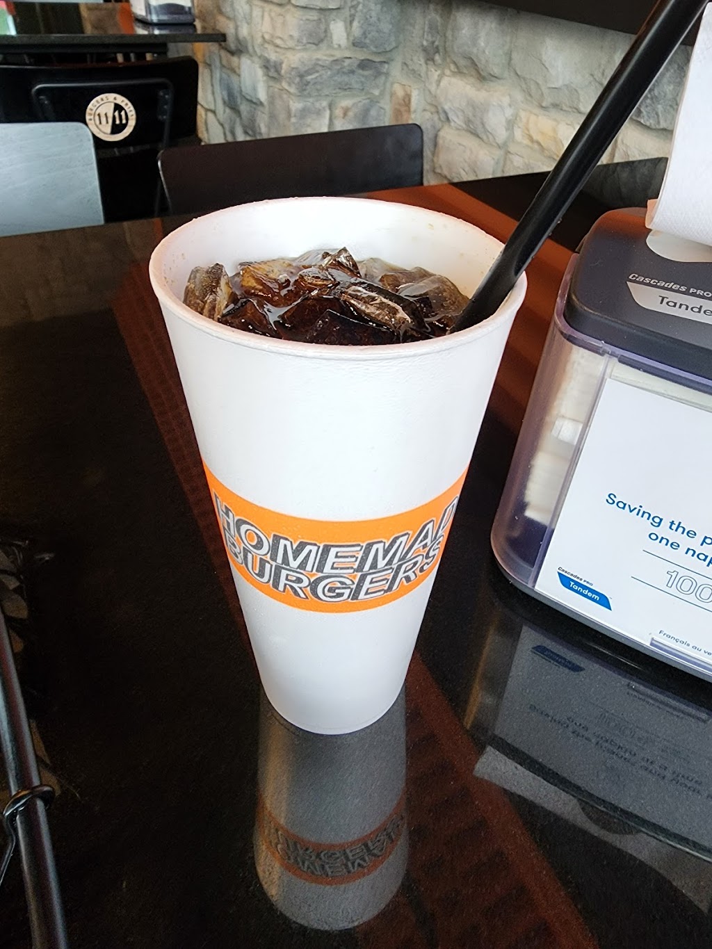 11/11 Burgers & Fries - Wixom | restaurant | 49078 W Pontiac Trail, Wixom, MI 48393, USA | 2489061111 OR +1 248-906-1111