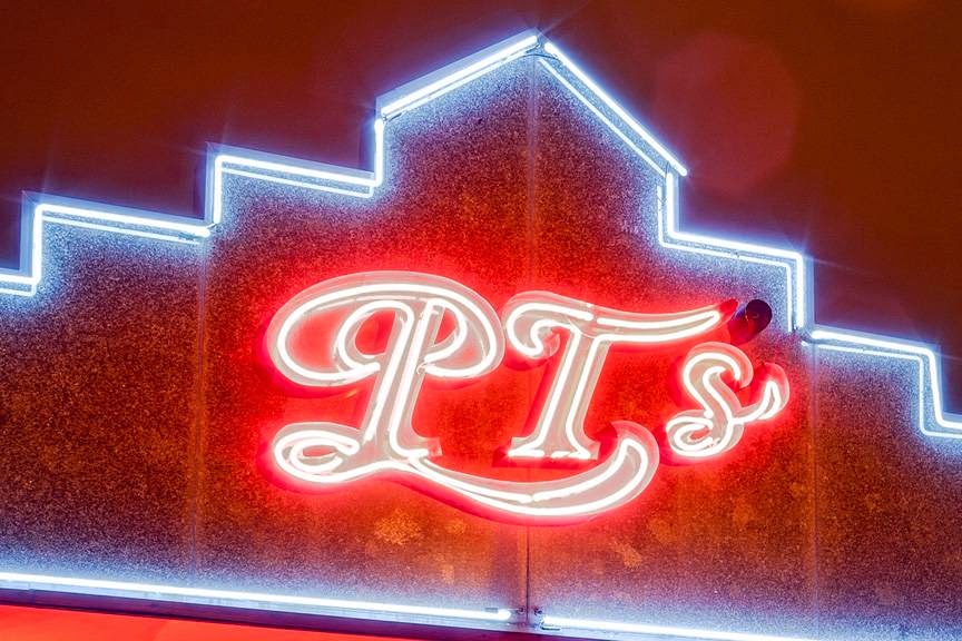 Country Rock Cabaret | night club | 200 Monsanto Ave, Sauget, IL 62201, USA | 6182744500 OR +1 618-274-4500