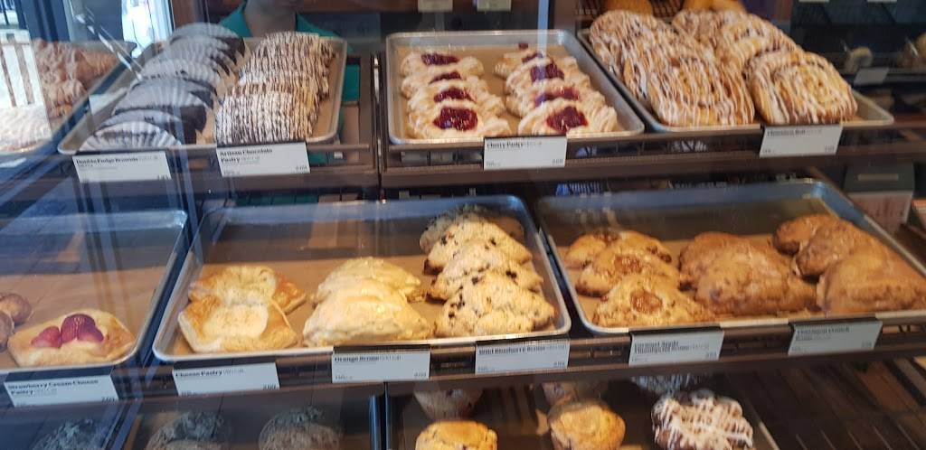 Panera Bread | bakery | 4700 S Apopka Vineland Rd, Orlando, FL 32819, USA | 4072176916 OR +1 407-217-6916