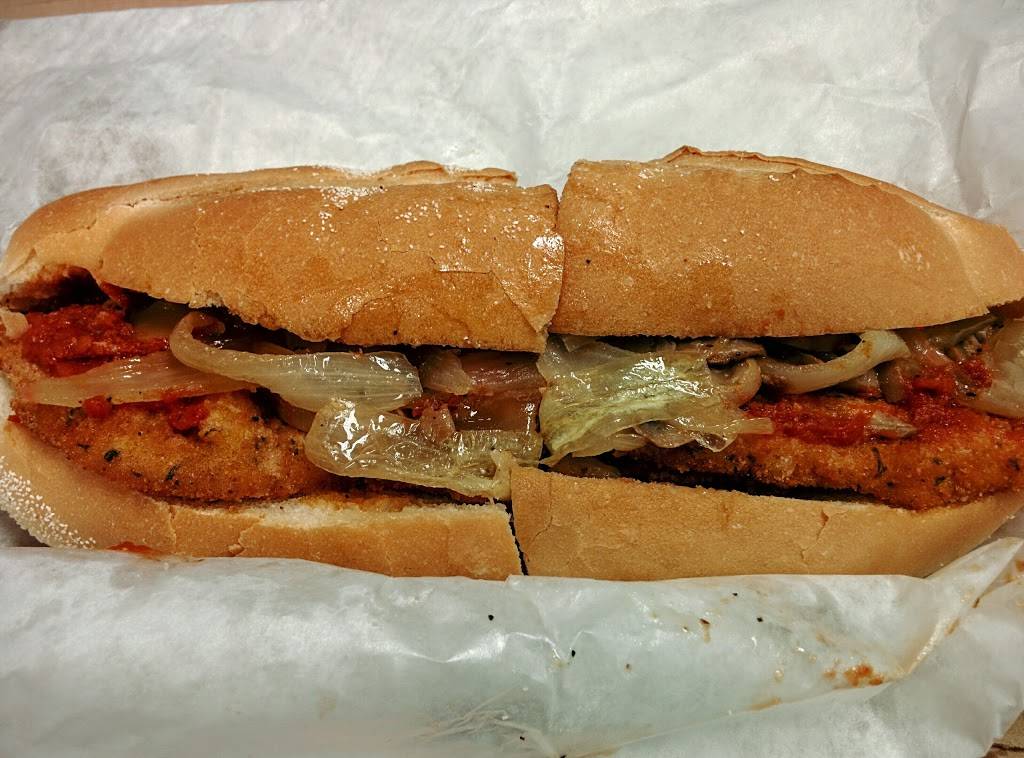 Marys Place | restaurant | 20 Bermondsey Rd, East York, ON M4B 1Z5, Canada | 4167596330 OR +1 416-759-6330